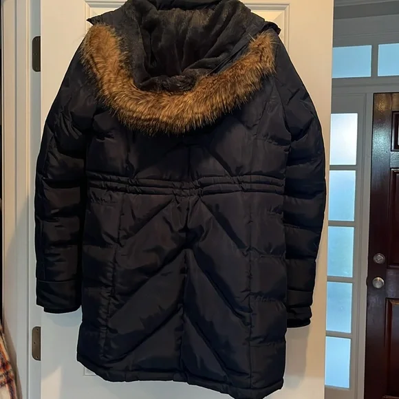 Suzy Shier double layer puffer jacket with fur lined hood, navy, size M - Picture 6 of 11